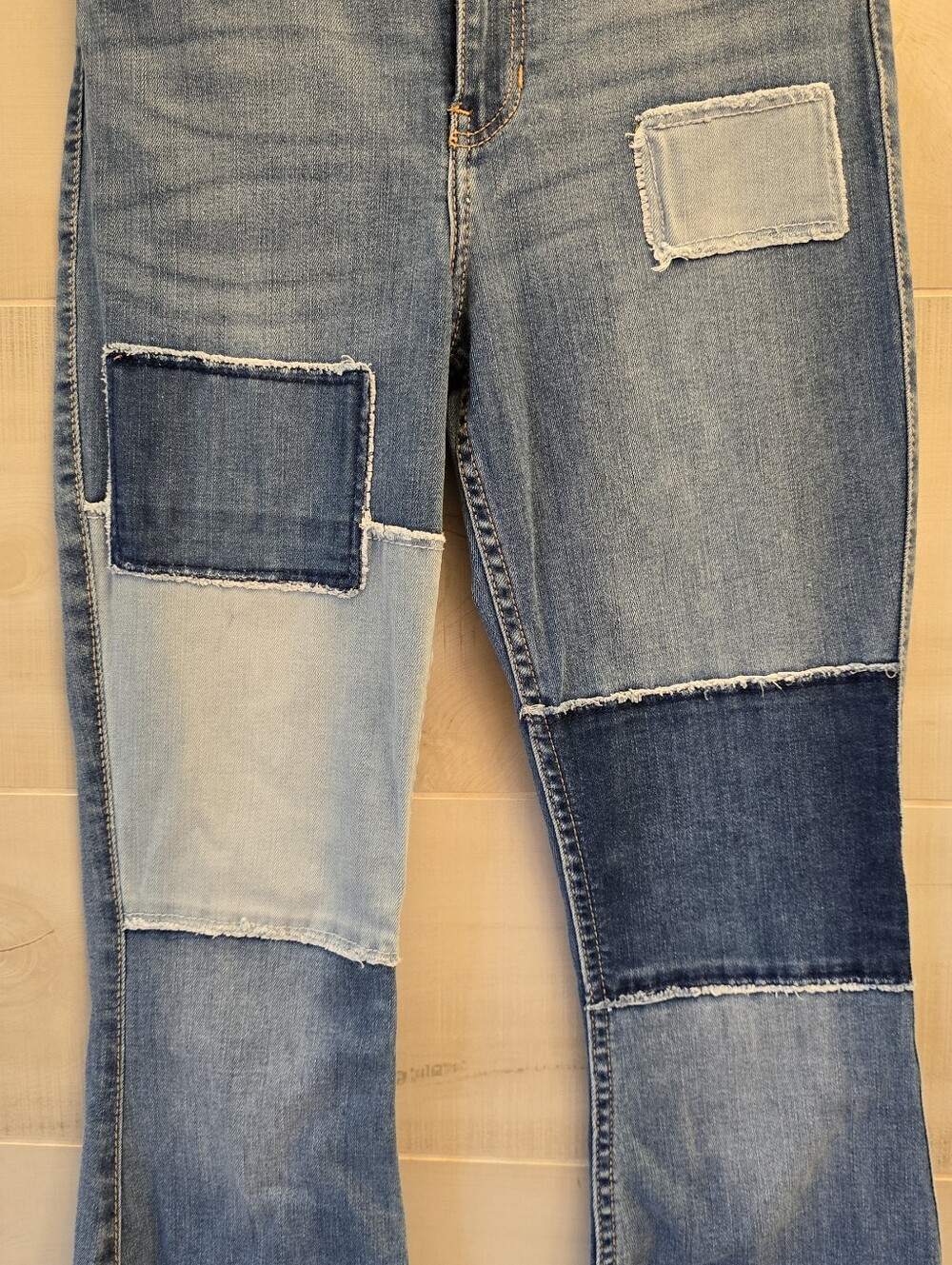 {3R/ 26W 31L} Hollister High Rise Flare Y2K Patchwork Stretchy Jeans - Picture 5 of 16